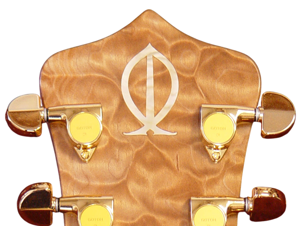 DDM Monogram inlay in goldlip mother of pearl