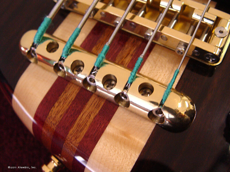 Goldplated Capsule 5-string tailpiece